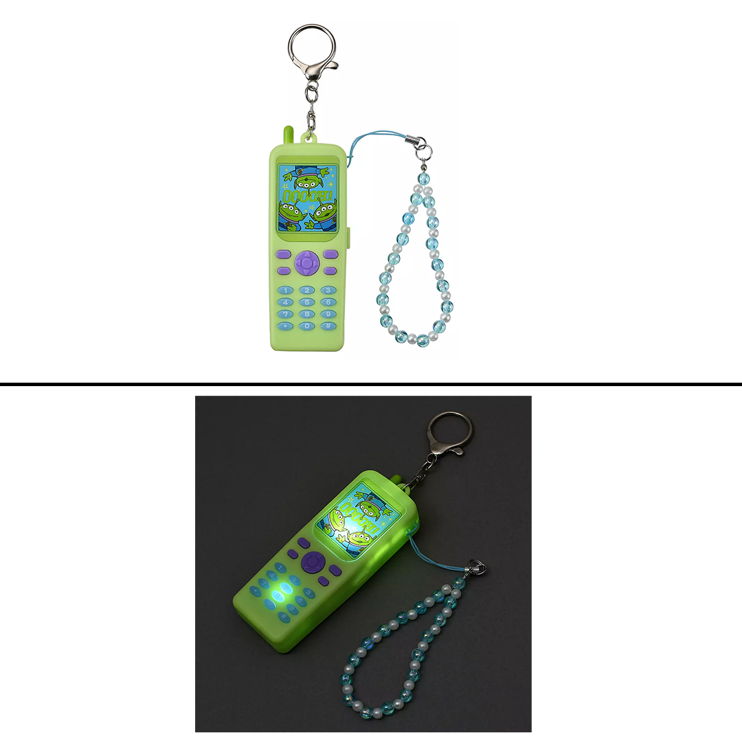 Store Retro Phone Keychains - Image 2